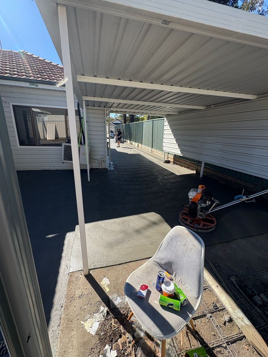 Concreting by AE Cutting